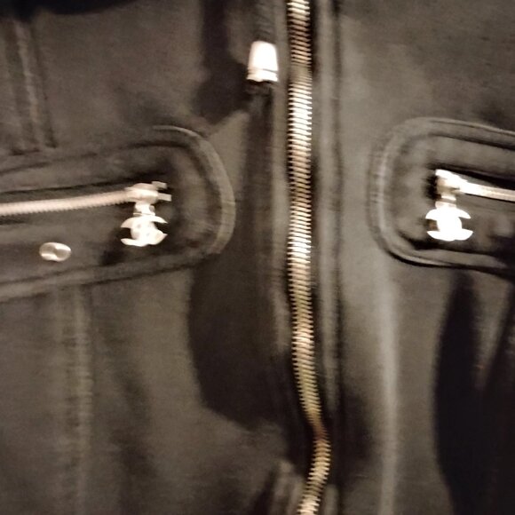 Chanel Sweatshirt removable hood - Picture 2 of 4